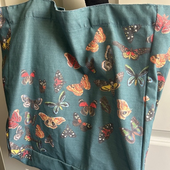 NWOT Beautiful large butterfly tote. Gorgeous colors! Nice and deep. India - Picture 5 of 9